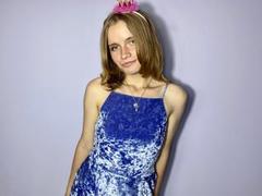 MargaritaKis - female webcam at xLoveCam