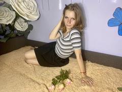 MargaritaKis - female webcam at xLoveCam