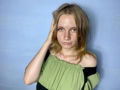 MargaritaKis - female webcam at xLoveCam