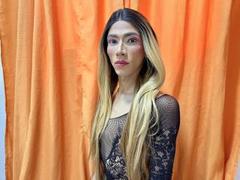 MargotMontilla - shemale with brown hair webcam at xLoveCam