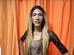MargotMontilla - shemale with brown hair webcam at xLoveCam