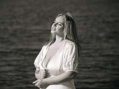 LilyCarters - blond female with  big tits webcam at LiveJasmin