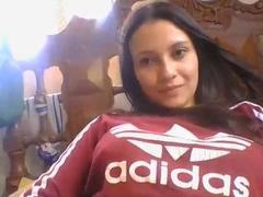 mariannerabbit026 - female with brown hair webcam at ImLive