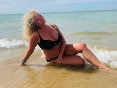 Martinika - blond female with  big tits webcam at ImLive