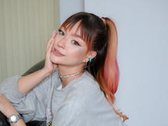 MaryMilan - female with brown hair and  small tits webcam at xLoveCam