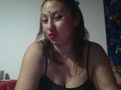 MaryMissQueen - female with brown hair webcam at xLoveCam