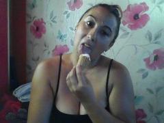 MaryMissQueen - female with brown hair webcam at xLoveCam