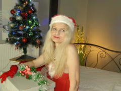 BlairFord - blond female webcam at ImLive