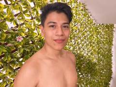 MaximusLombardiOne - male webcam at xLoveCam