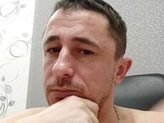 MaxyQRedhot - male webcam at xLoveCam