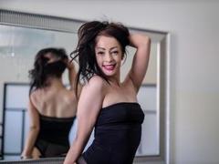 AlyssaDreamy - female with black hair and  small tits webcam at xLoveCam