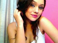 Megane - female with brown hair webcam at xLoveCam