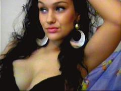 Megane - female with brown hair webcam at xLoveCam