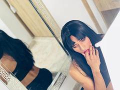 MegannEvanns - shemale with black hair webcam at xLoveCam