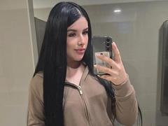 MeghanJohnson - female with black hair webcam at LiveJasmin