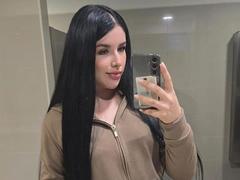 MeghanJohnson - female with black hair webcam at LiveJasmin