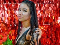 MeilynDuque - female with brown hair and  small tits webcam at xLoveCam