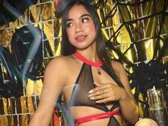 MeilynDuque - female with brown hair and  small tits webcam at xLoveCam