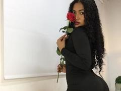 MelanyWhit - female with black hair webcam at xLoveCam