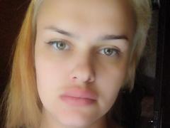 MelissaCats - blond female webcam at xLoveCam