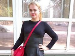 MelissaCats - blond female webcam at xLoveCam