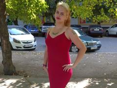 MelissaCats - blond female webcam at xLoveCam