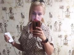 MelissaCats - blond female webcam at xLoveCam