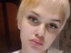 MelissaCats - blond female webcam at xLoveCam