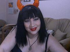 MelissaLight - female with black hair webcam at xLoveCam