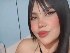 MelodyThompson - female with black hair webcam at xLoveCam