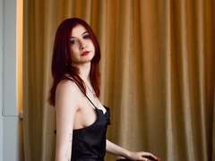 MeltingTendernesse - female with brown hair webcam at ImLive