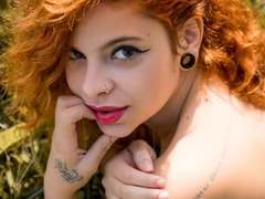 MiaGomex - female webcam at xLoveCam