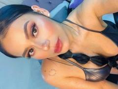 MiaSpencer - female with black hair and  small tits webcam at xLoveCam