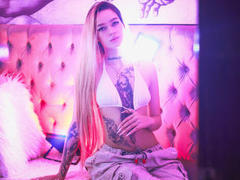 MiaValentine - blond female with  small tits webcam at xLoveCam