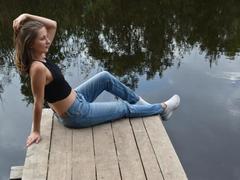 MichelleHotX69 - female with brown hair webcam at xLoveCam