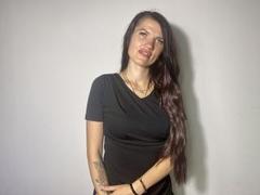 MilaLoona - female webcam at xLoveCam