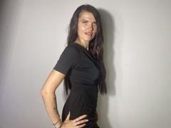 MilaLoona - female webcam at xLoveCam