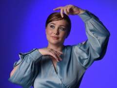 MilanaMalkovich - female with brown hair webcam at LiveJasmin