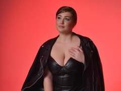 MilanaMalkovich - female with brown hair webcam at LiveJasmin