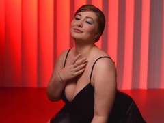 MilanaMalkovich - female with brown hair webcam at LiveJasmin