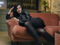 KittyGarbo - female with black hair and  big tits webcam at LiveJasmin
