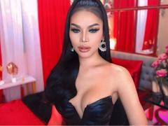 MindieMcleaks - shemale with black hair and  small tits webcam at xLoveCam