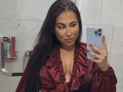 MindyDesire - female with brown hair webcam at xLoveCam