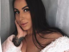 MindyDesire - female with brown hair webcam at xLoveCam