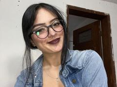 MiraCataleyax - female webcam at xLoveCam