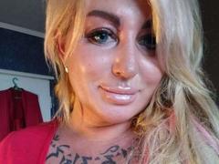 MiraMelody - blond female webcam at xLoveCam