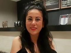 MirandaLatinaLovely - female with black hair webcam at xLoveCam