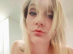 MissEvaSensuelle - blond female webcam at xLoveCam