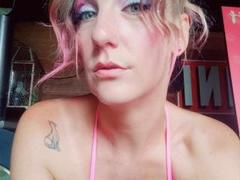 MissEvaSensuelle - blond female webcam at xLoveCam