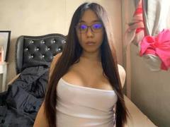 MissSultryAya - shemale webcam at xLoveCam